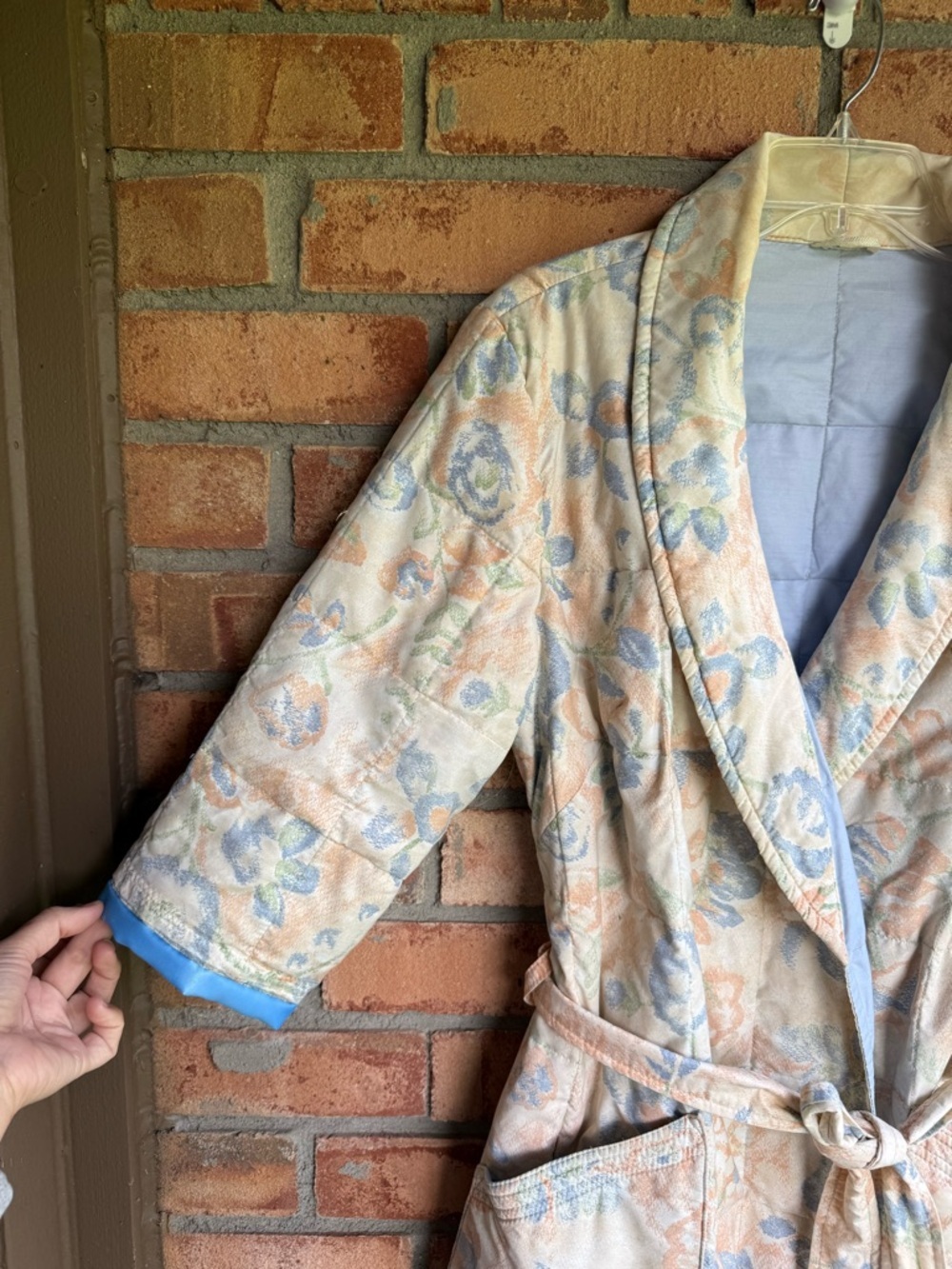 Vintage Eddie Bauer Goose Down Floral Print Full Length Quilted House Coat Robe - Picture 2 of 9